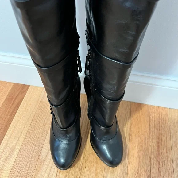 BCBG MaxAzria knee high leather boots - Picture 2 of 8